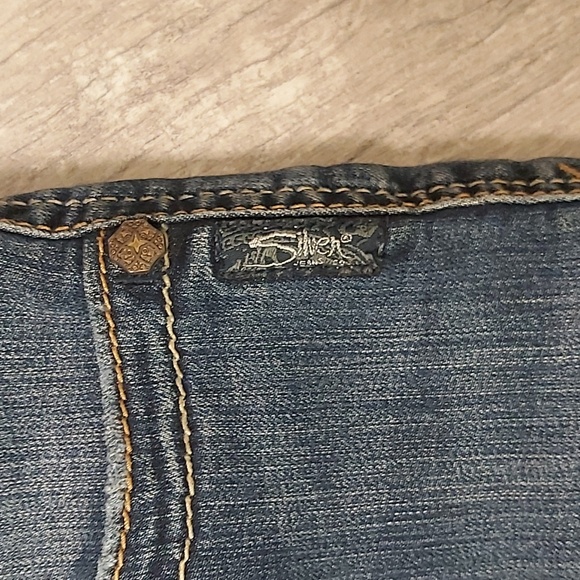 Silver Brand Jeans, Suki Wide Leg Denim - Picture 3 of 10